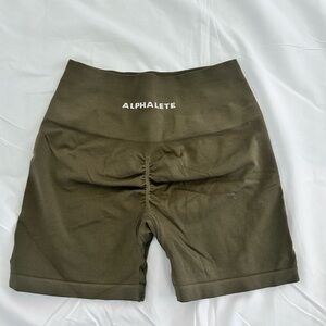 ALPHALETE - Amplify Shorts - XS